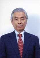 飯島　澄男