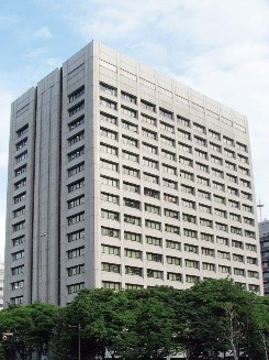 経済産業省外観