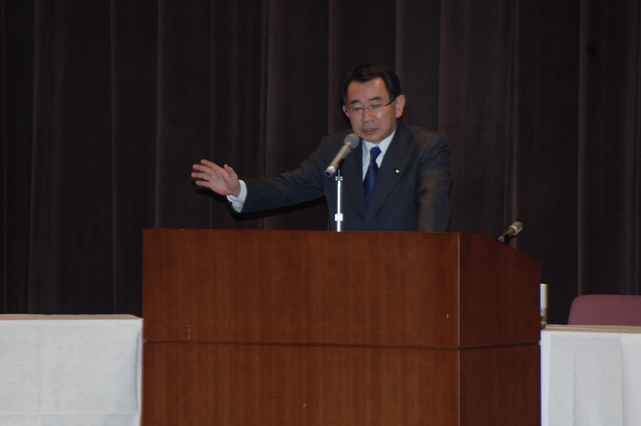 文部科学大臣によるあいさつの様子