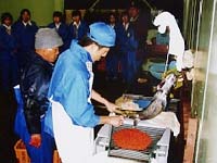 鮭の採卵 鮭の採卵