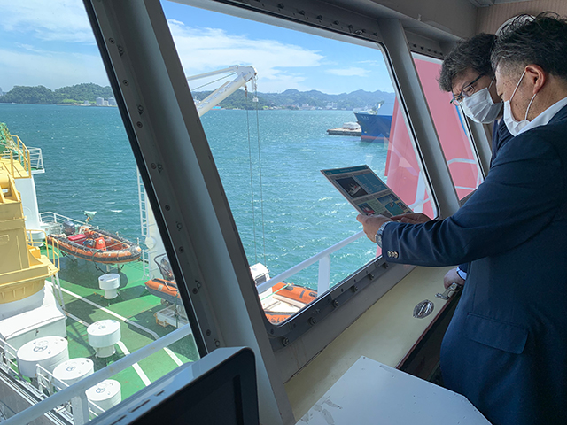 萩生田大臣が海洋研究開発機構 Jamstec を視察 萩生田大臣が海洋研究開発機構 Jamstec を視察