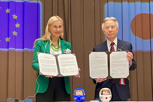 盛山大臣がJT-60SA運転開始記念式典に出席し、フュージョン（核融合）エネルギーに関する日欧共同プレス声明に署名しました。