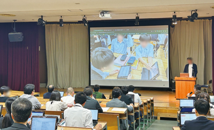 教員研修の様子