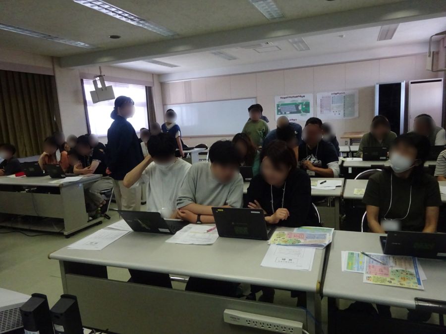 保護者向け端末体験会の様子