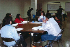 写真:平成20年3月26日 2クラスの授業風景