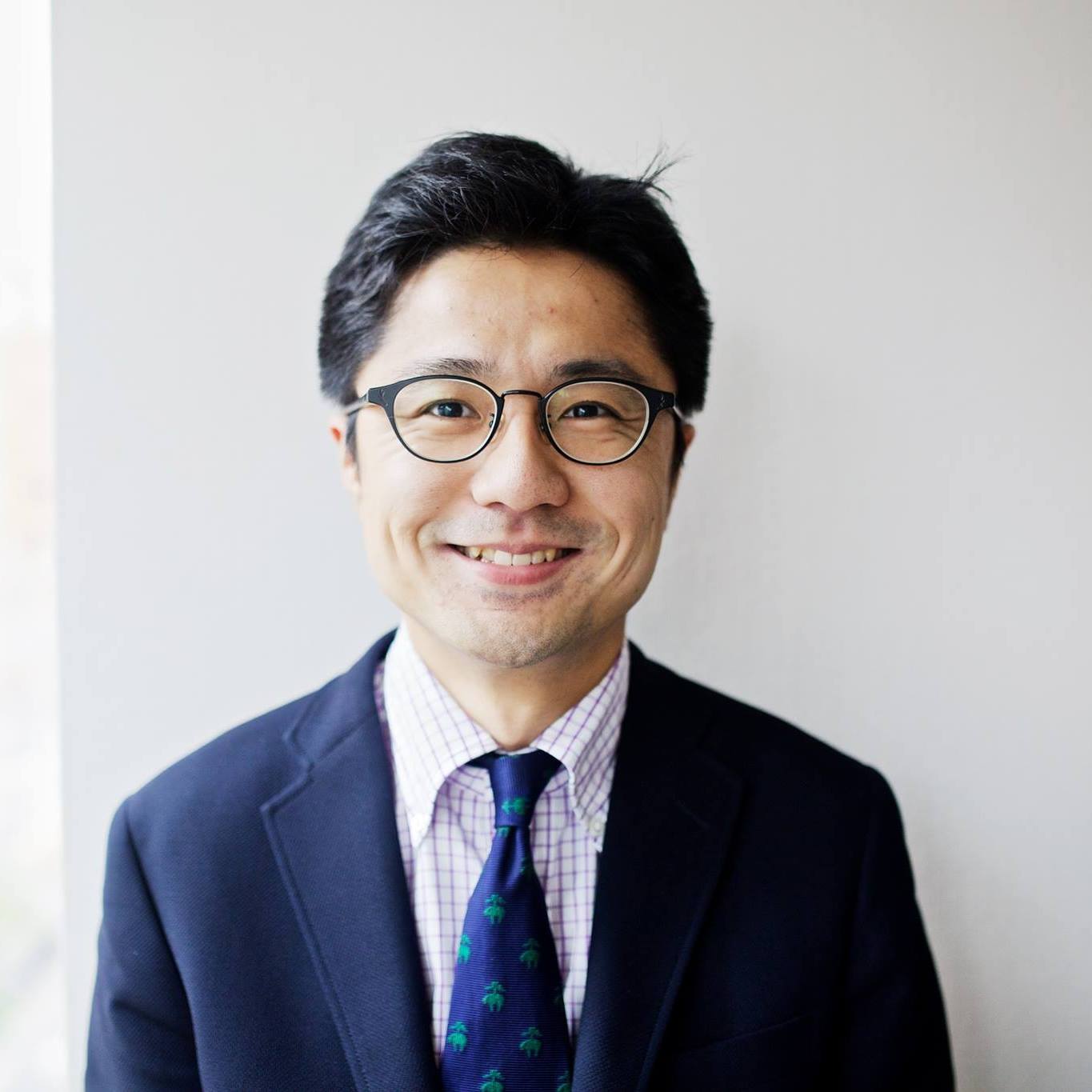 大石俊輔 氏