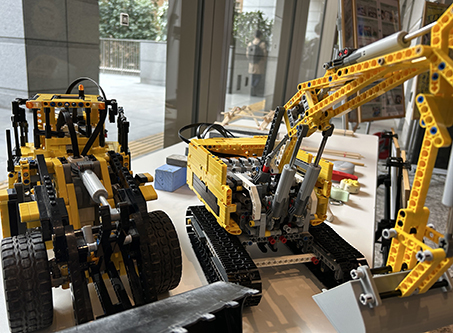 エントランス：独立行政法人国立高等専門学校機構　長岡工業高等専門学校2