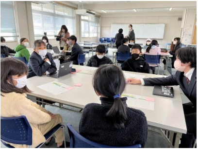 大方高等学校の生徒が地元の小学校への出前授業を実施(提供:大方高等学校)