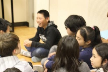 日常生活で電気を効率よく使うためにセンサーを使っているものを話し合う。
