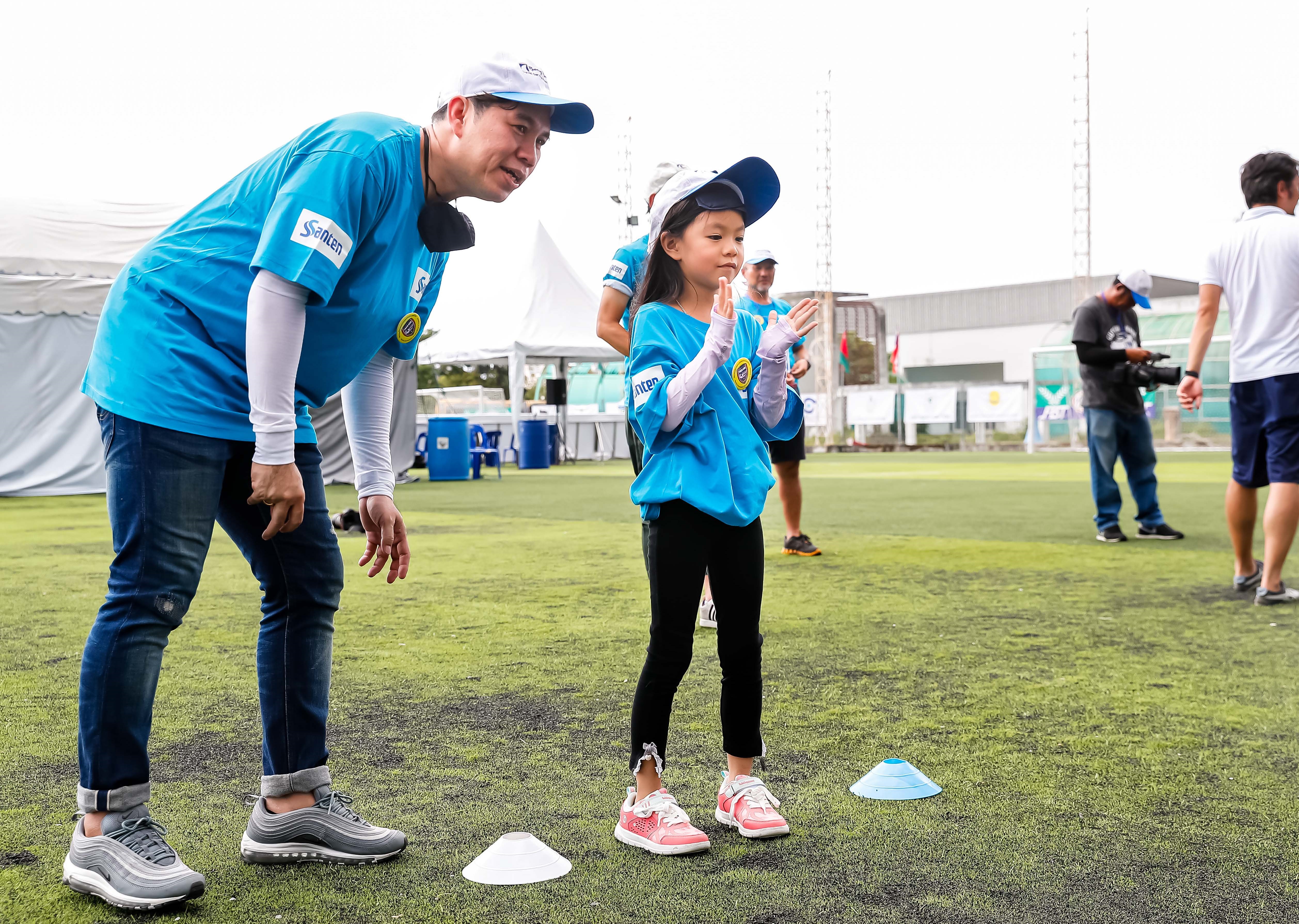 児童向けブラインドサッカー体験会（提供：日本ブラインドサッカー協会）